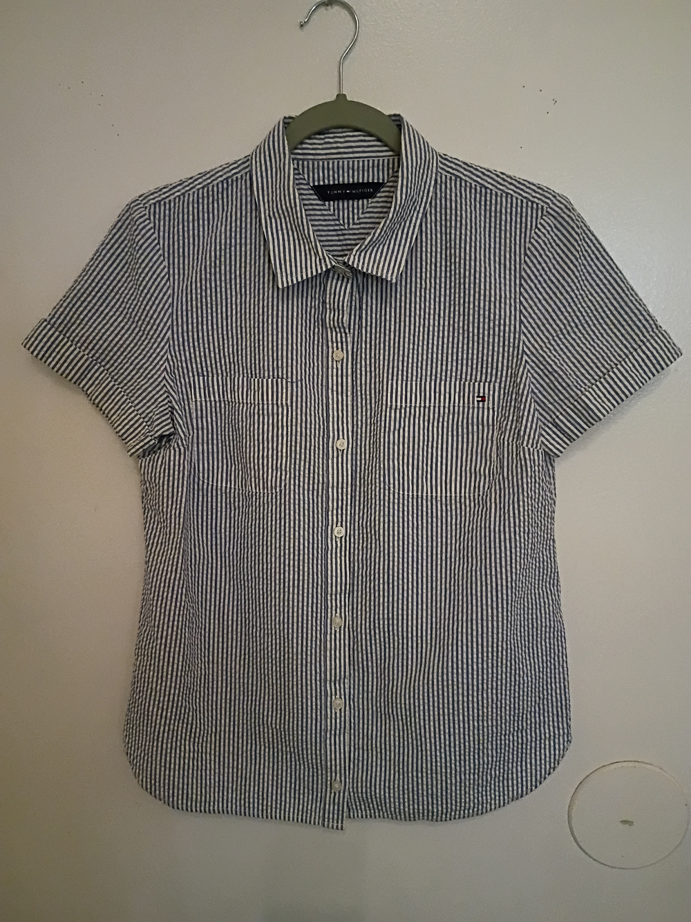 Tommy Hilfiger Women's Short Sleeve Seersucker Shirt - Navy/White Sz M‎